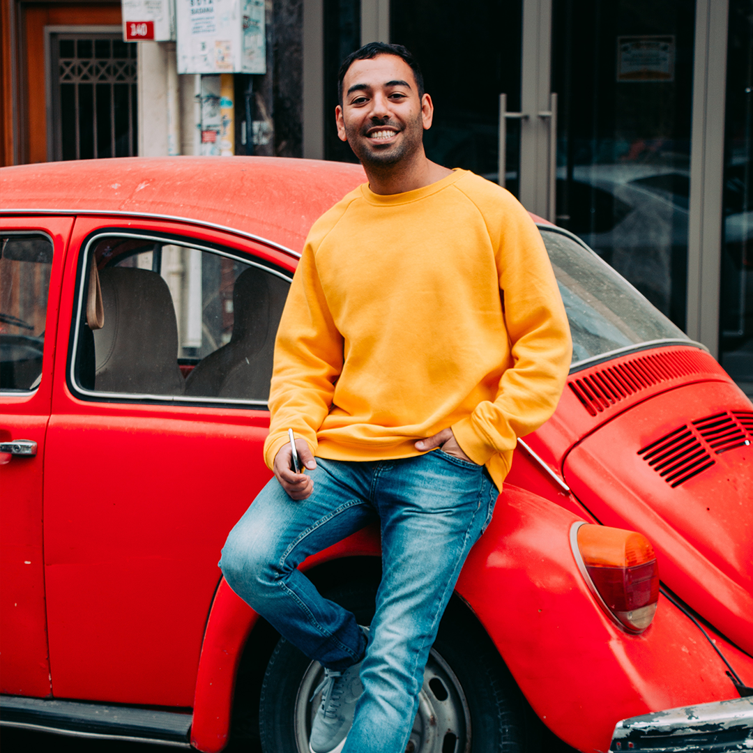 Car and person in Circle K Colors